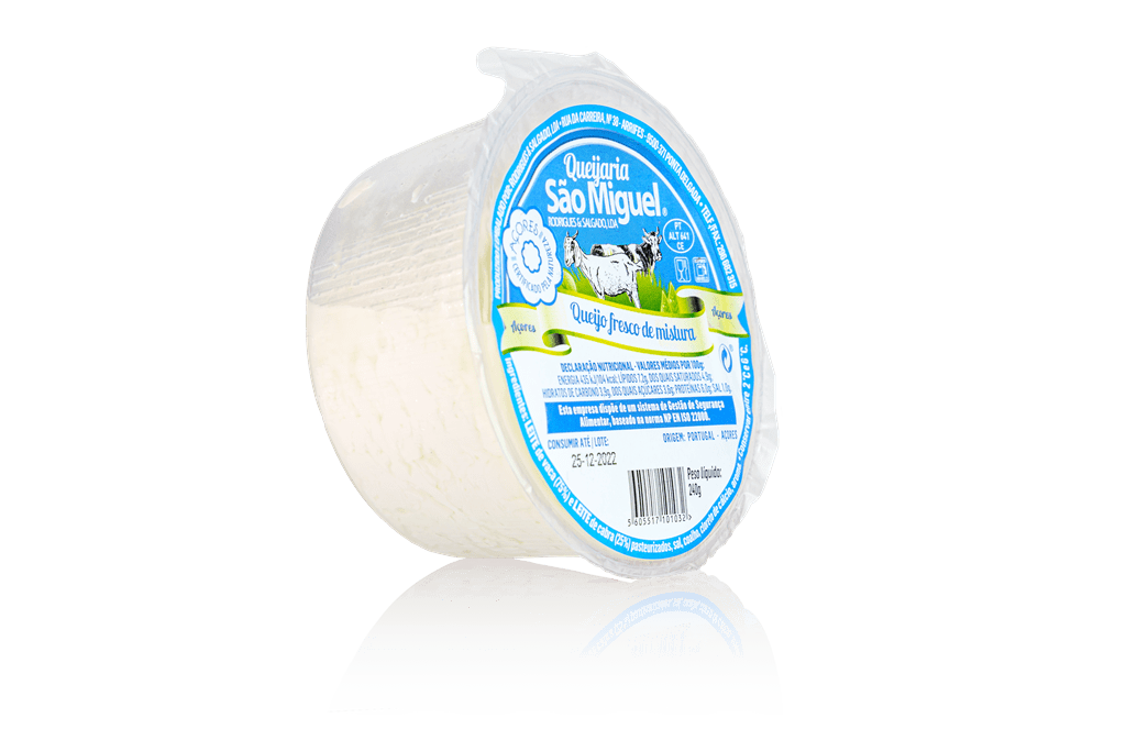 queijo fresco de mistura mixed fresh cheese